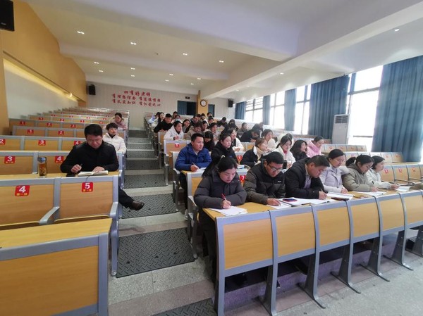 图片1.png例会.png