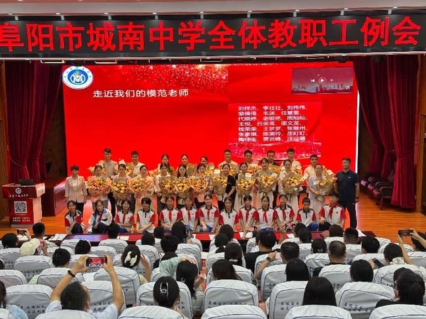 融融.jpg