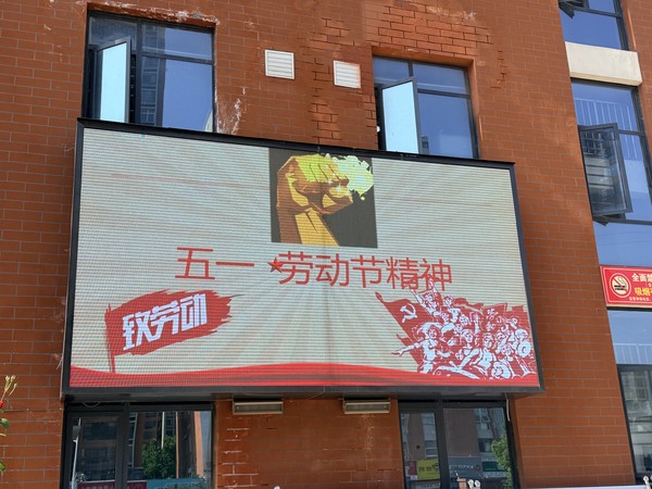 01.jpg