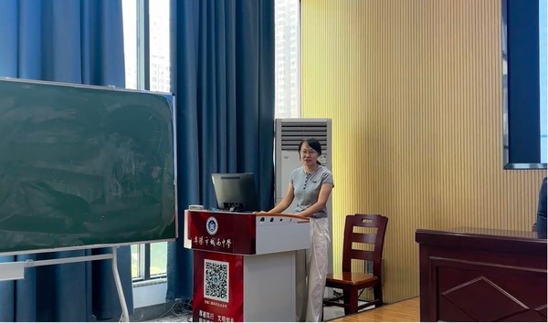 2例会.jpg